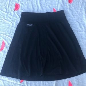 Icebreaker skirt